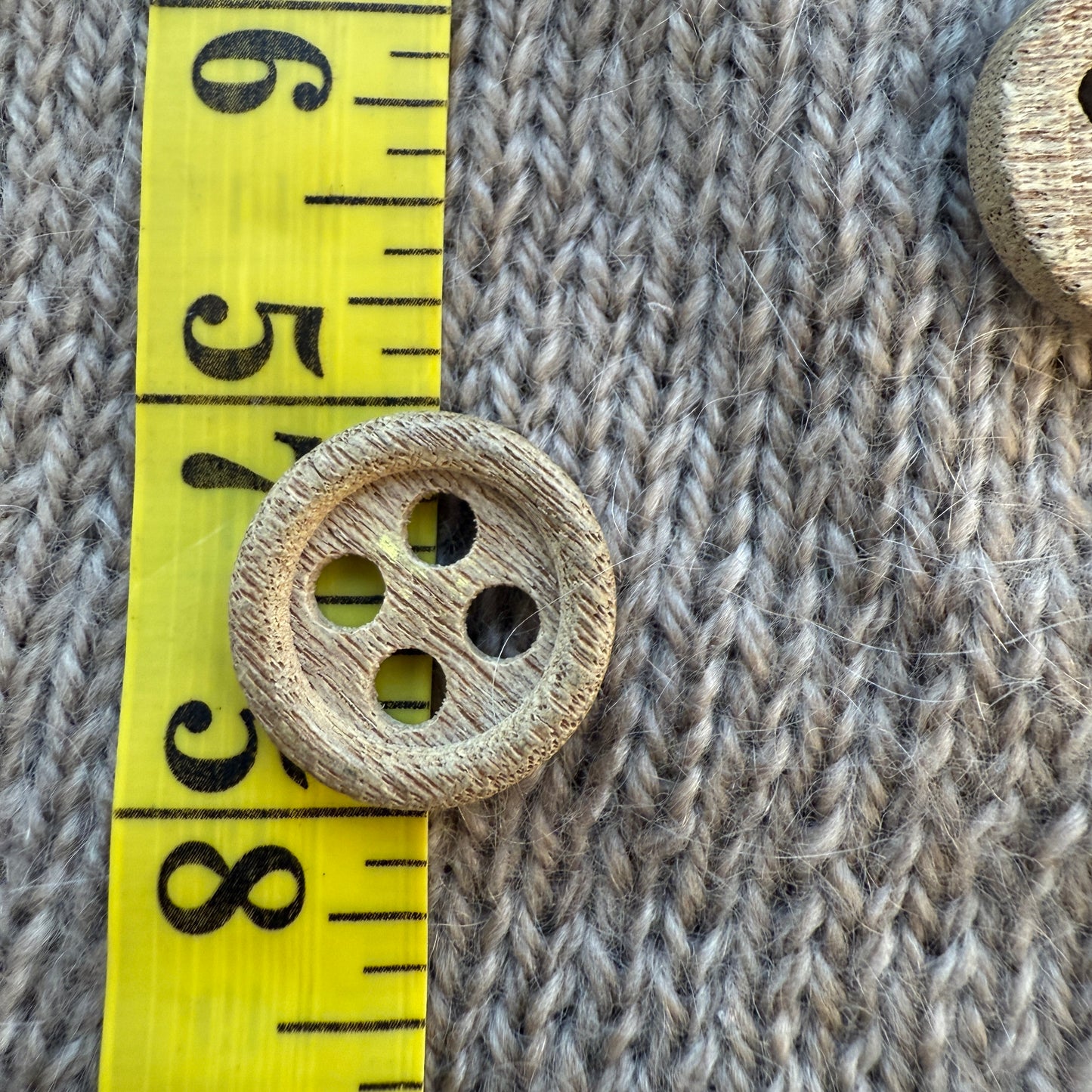 Rustic Wooden Button (set of 4)