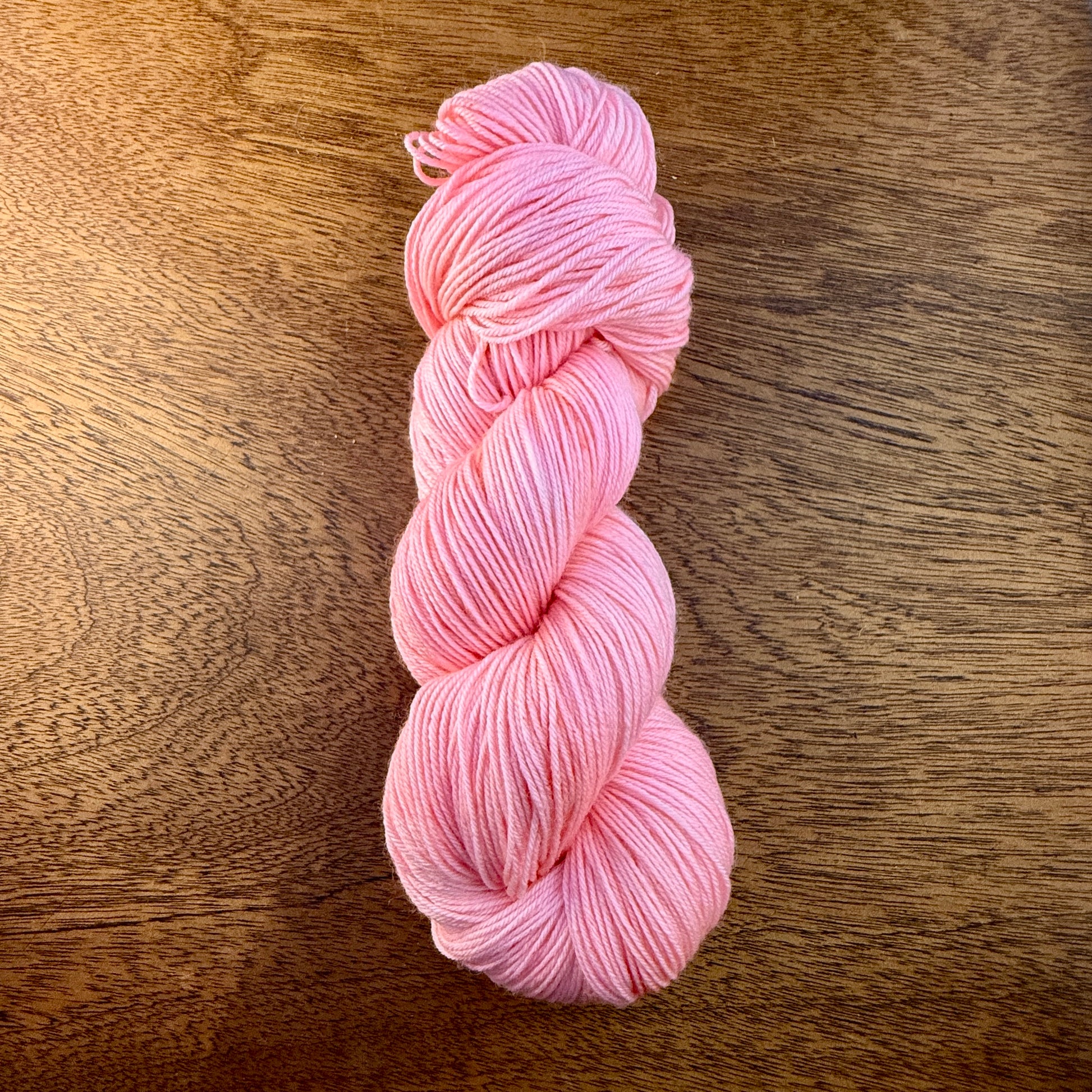 Auridon Yarns Fingering Deluxe Merino Socken Assigned Pooling 100g Zweite Chance 003