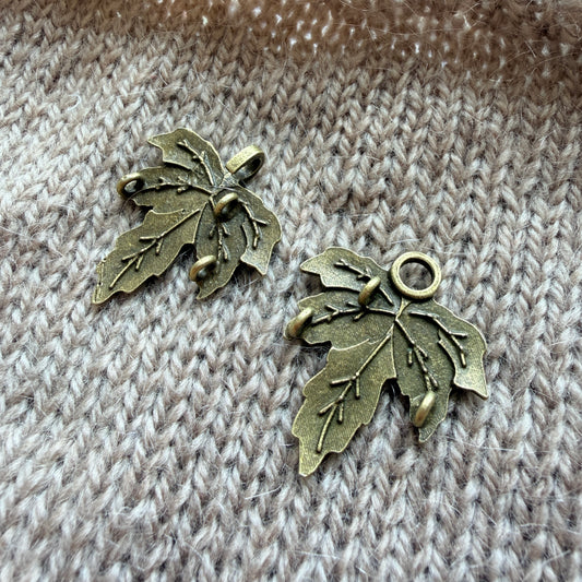 Knitwear Clip 'Maple'