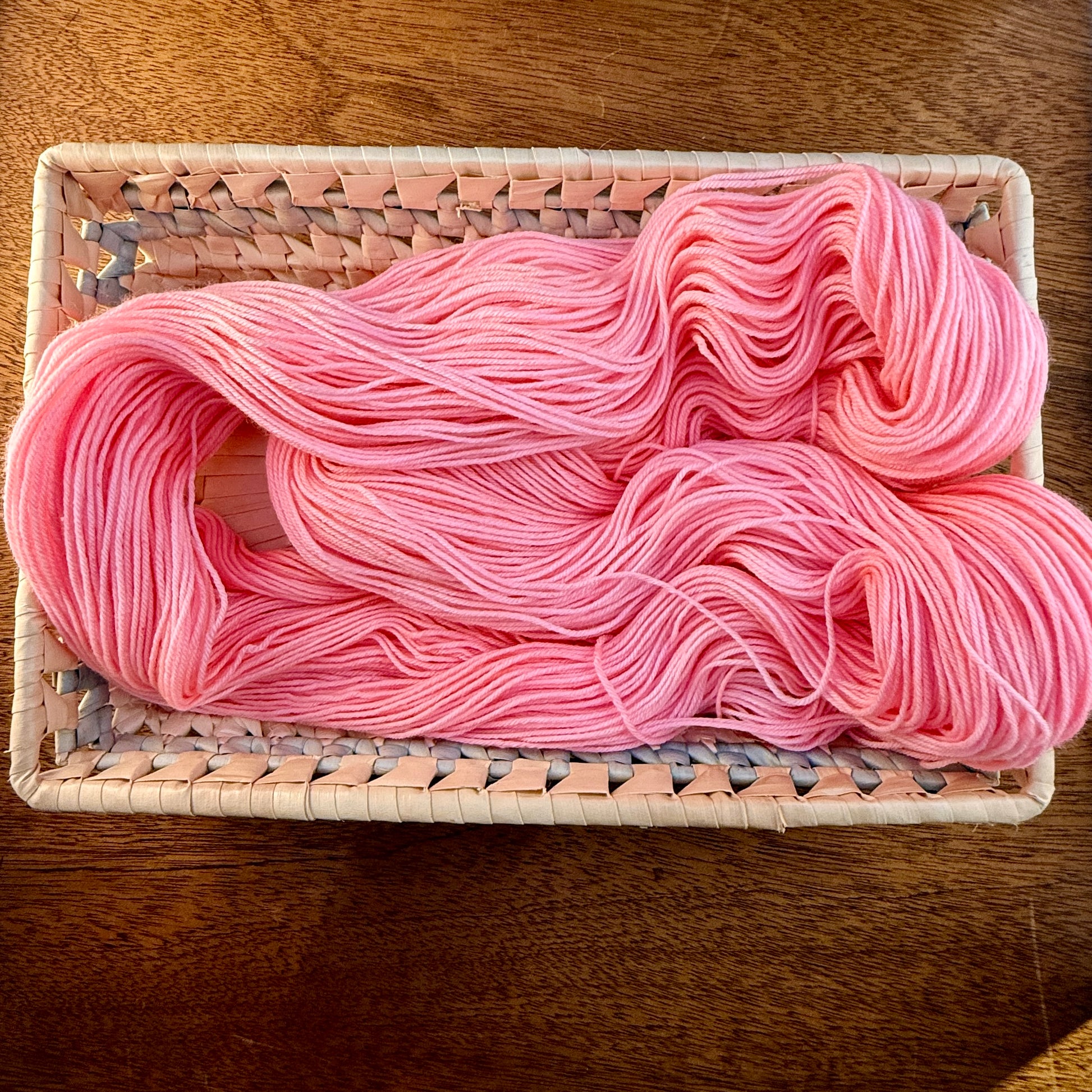 Auridon Yarns Fingering Deluxe Merino Socken Assigned Pooling 100g Zweite Chance 003