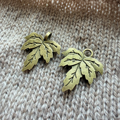 Knitwear Clip 'Maple'
