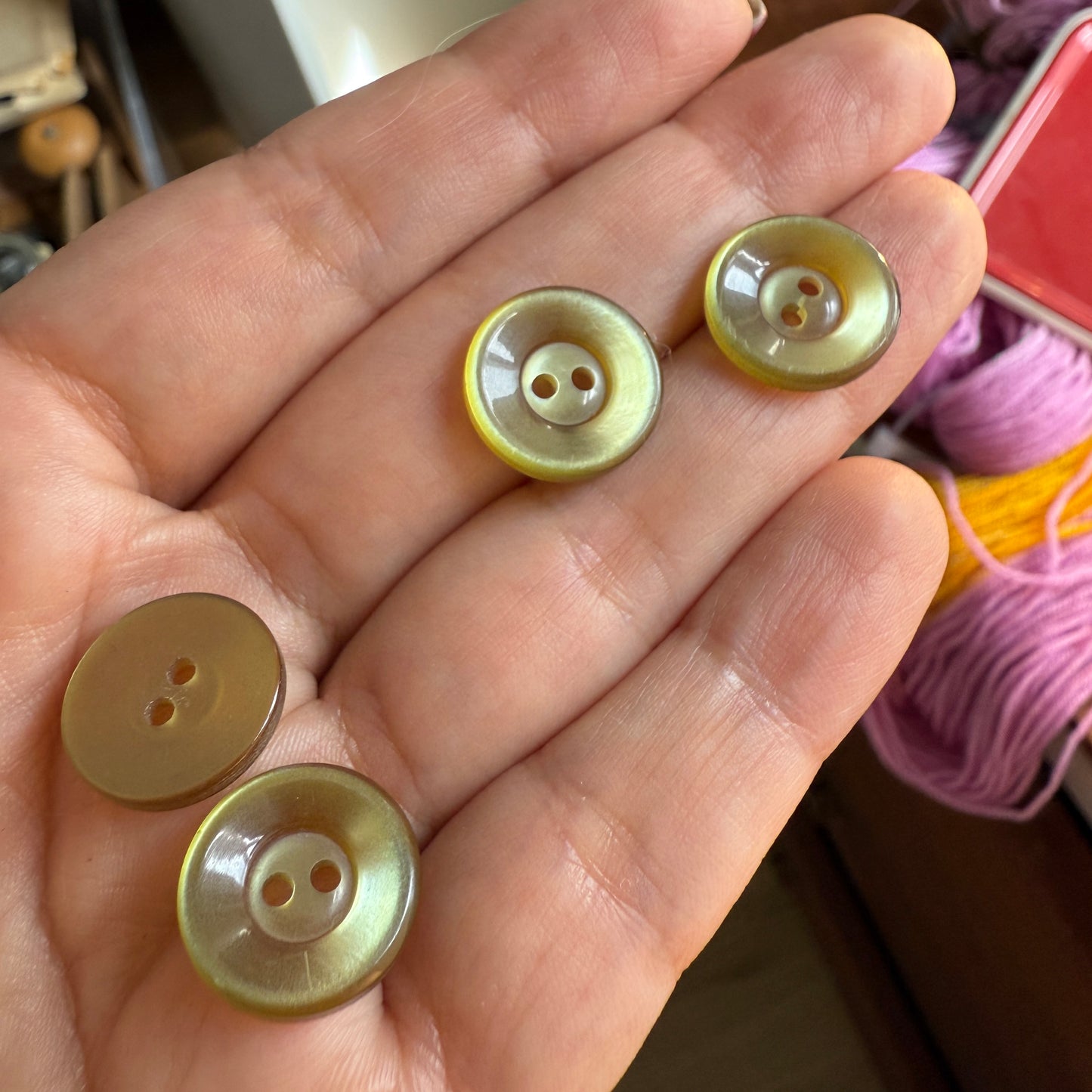 Avocado Oil Button