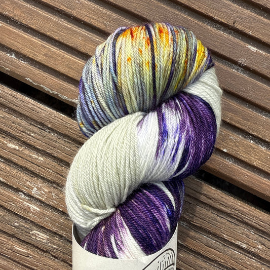 Violets - Deluxe Merino Sock Assigned Pooling