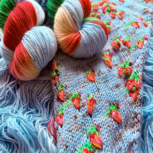 Strawberry - Deluxe Merino Sock Assigned Pooling