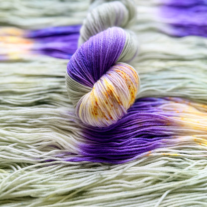 Violet Blaze - Deluxe Merino Sock Assigned Pooling