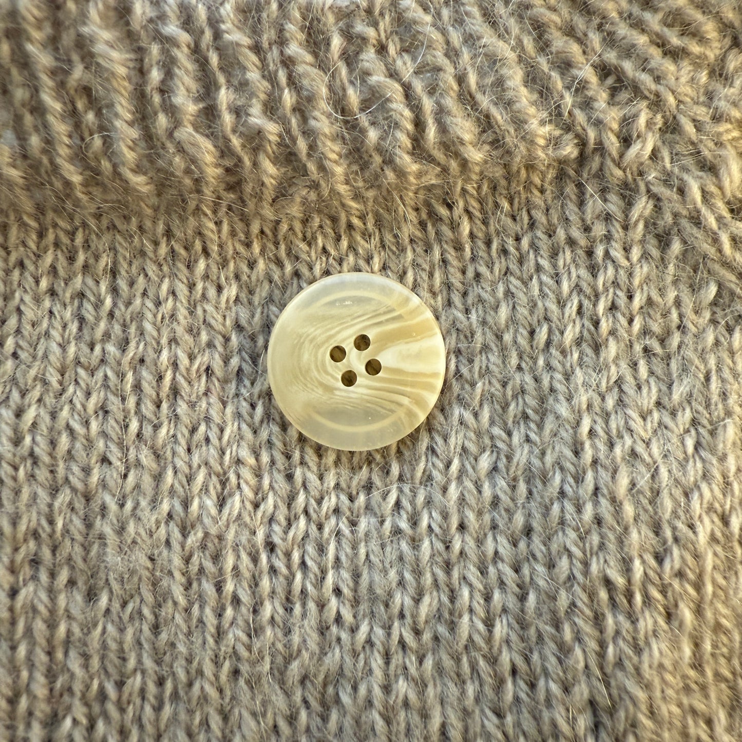 Opaque Marble White Button
