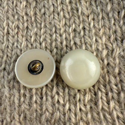 Opaque Mushroom Button