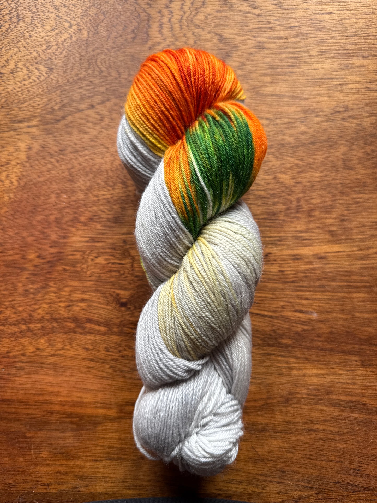 Tweede Kansje 015 - Deluxe Merino Sock Assigned Pooling ‘Pumpkin Patch’