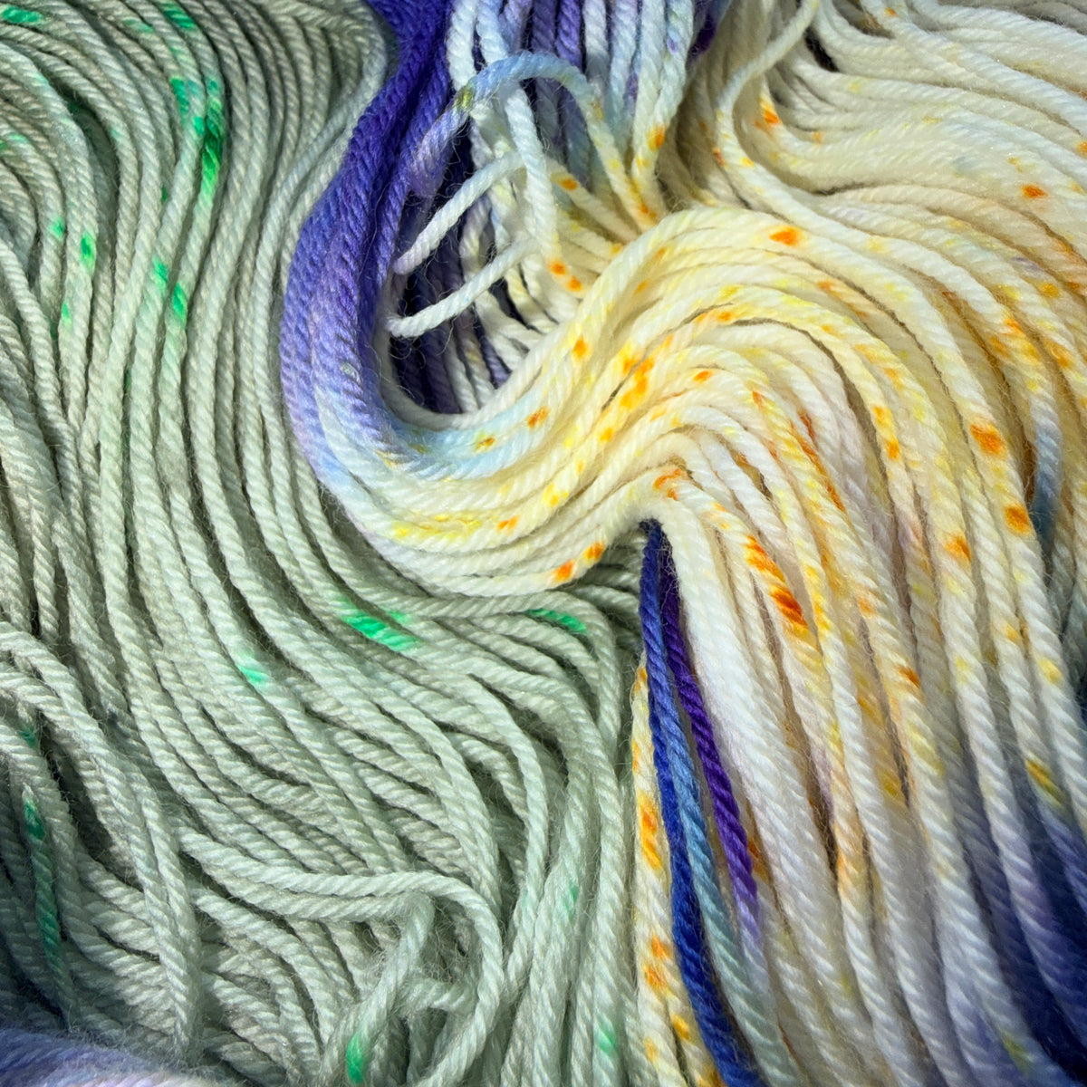 Violet Blaze - Deluxe Merino Socke (zugeordnetes Pooling)
