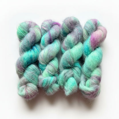 Auridon Yarns Kidsilk Lace 'Hyla Arborea'