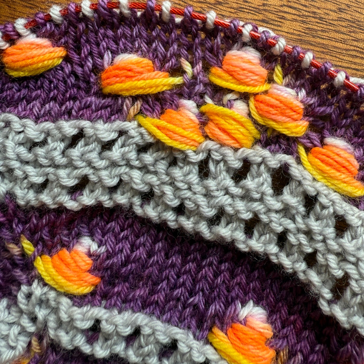 Das Candy Corn Duo – Candy Corn + Skye