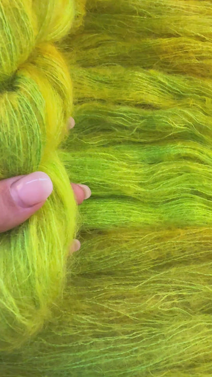 Auridon Yarns Kidsilk Lace 'Hyla Arborea'