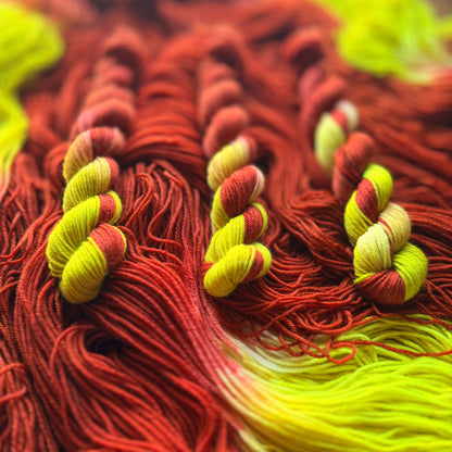 Portrait of Roland Garros mini skeins